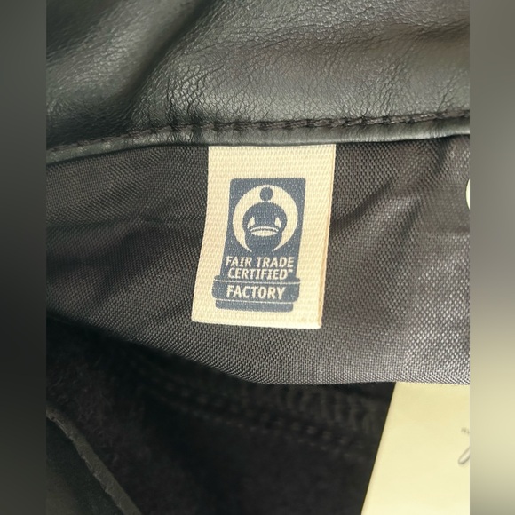 Universal Thread Leather Like Pants Brand New With Tag Size 4S - Picture 7 of 15